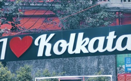 विकास के नाम पर सेल्फी पॉइंट्स: भ्रष्टाचार का नया चेहरा