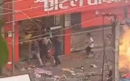 वक्फ कानून के विरोध के दौरान मुर्शिदाबाद में 3 की मौत