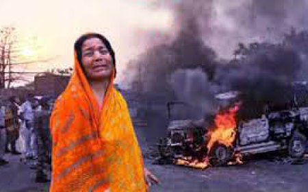 मुर्शिदाबाद हिंसा: विस्थापन का संकट और सामाजिक एकता की पुकार