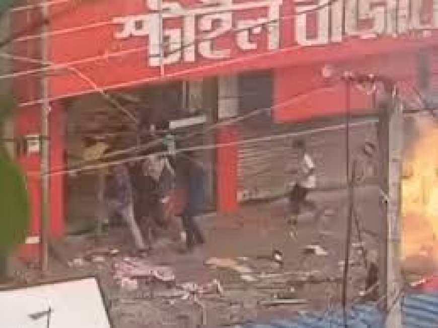 वक्फ कानून के विरोध के दौरान मुर्शिदाबाद में 3 की मौत