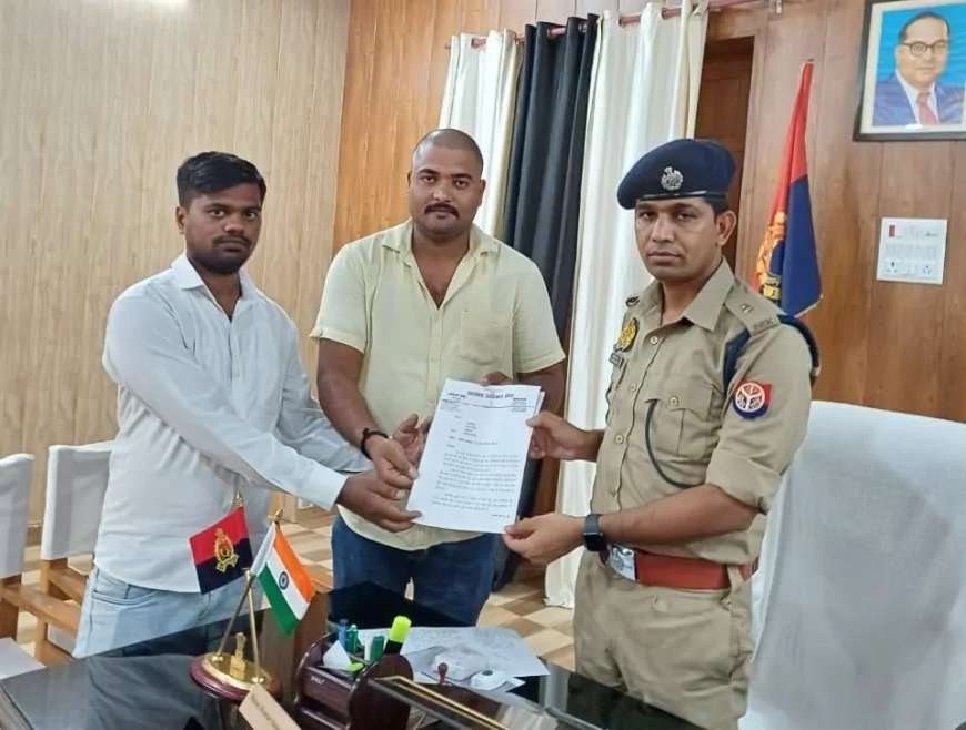 पुलिस विभाग में भ्रष्टाचार और अमानवीयता के विरुद्ध आजाद अधिकार सेना का ज्ञापन