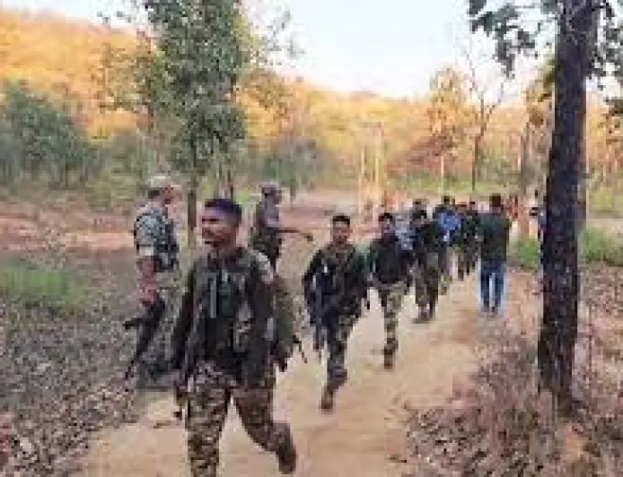 सुकमा मुठभेड़: पाँच लाख का इनामी माओवादी कमांडर ढेर, सुरक्षा बलों की बड़ी सफलता