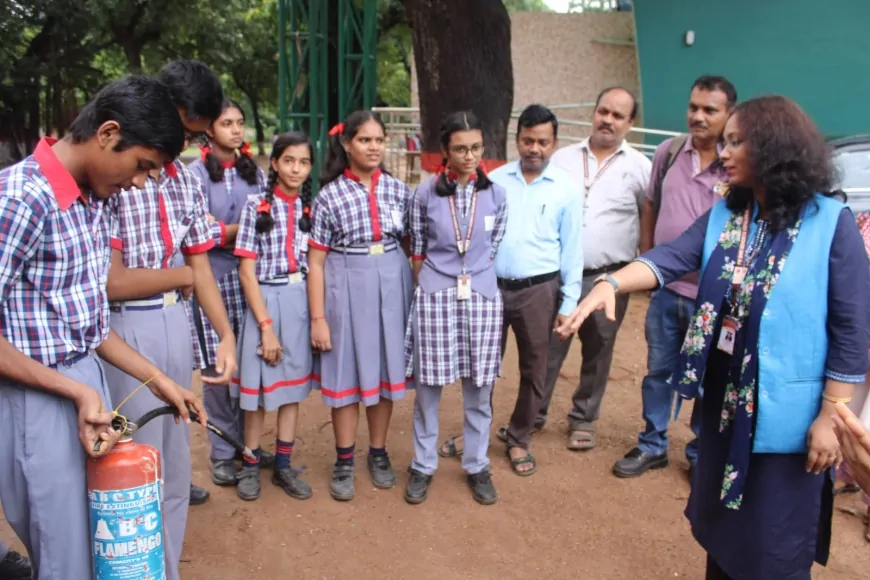 पीएम केंद्रीय विद्यालय क्र. 1, आईआईटी खड़गपुर में अग्निशमन मॉक ड्रिल आयोजित- विद्यार्थियों ने जाना 'PASS' तकनीक से आग से निपटने का तरीका