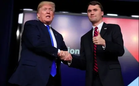 ‘ट्रंप के सबसे बड़े समर्थक’ चार्ली किर्क की सरेआम हत्या: मास शूटिंग के जवाब के दौरान अमेरिका में बवाल