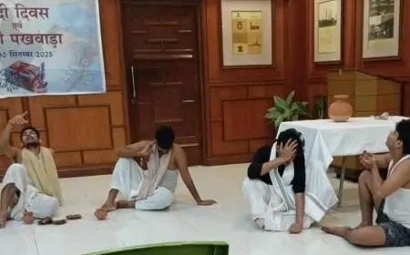 बामर लॉरी में हिंदी पखवाड़ा समापन समारोह : प्रेमचंद के ‘कफन’ का नाट्य मंचन रहा आकर्षण का केंद्र