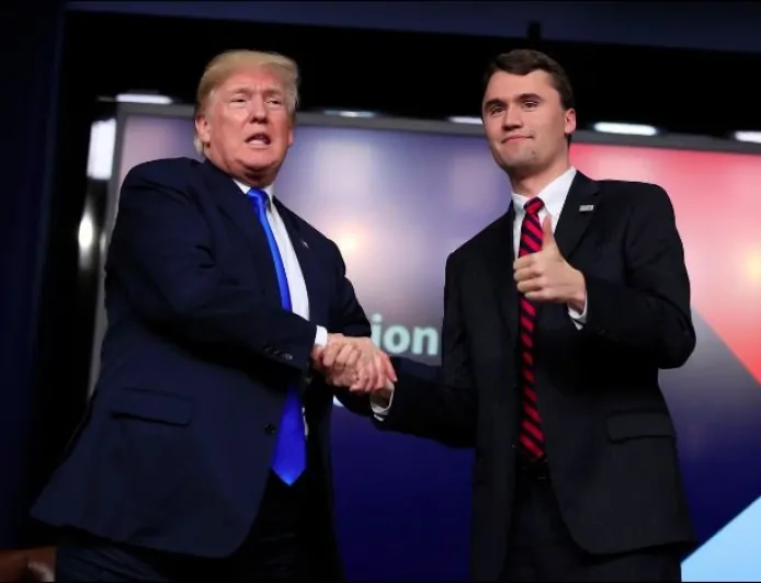 ‘ट्रंप के सबसे बड़े समर्थक’ चार्ली किर्क की सरेआम हत्या: मास शूटिंग के जवाब के दौरान अमेरिका में बवाल