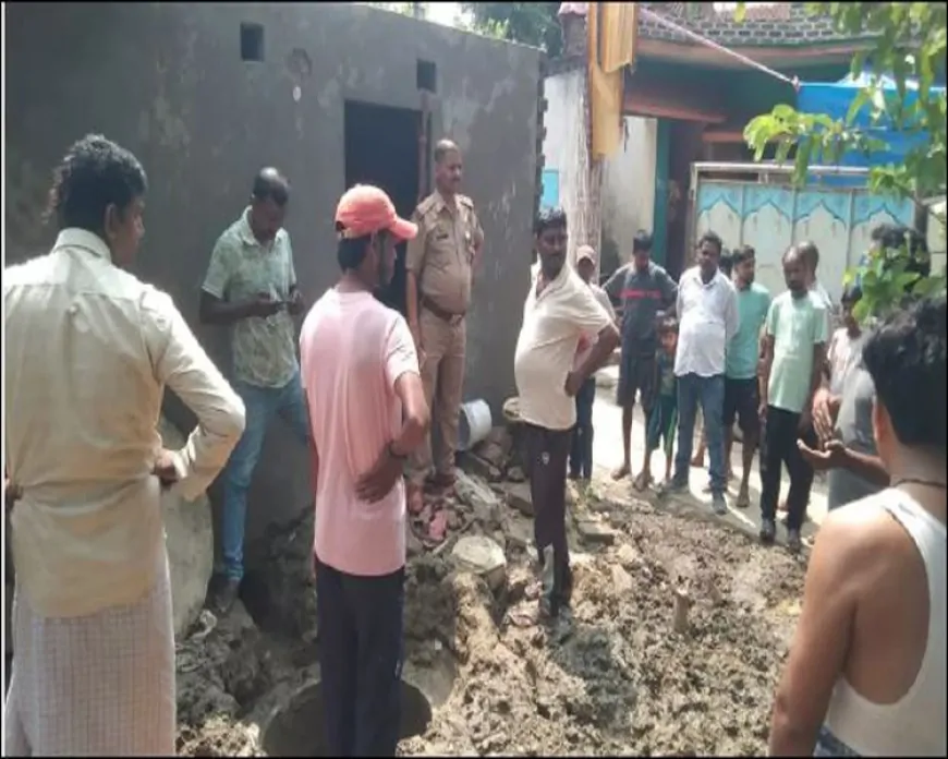 सैदाबाद में सेप्टिक टैंक हादसा: चाचा-भतीजे की मौत, परिजनों का हंगामा
