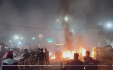 दिल्ली: लाल किले के पास कार धमाका, 8 की मौत, 24 घायल