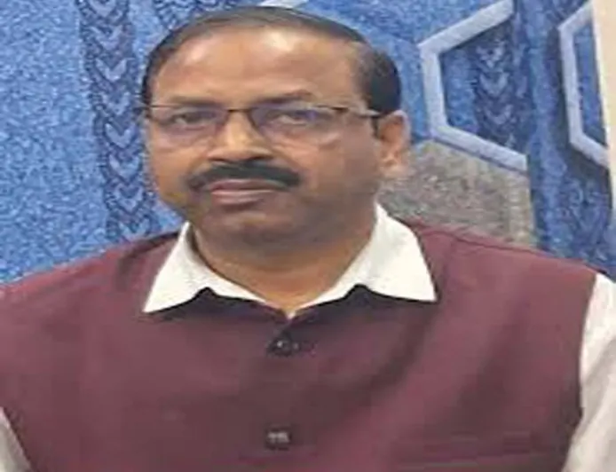 प्रयागराज में खुसरो बाग सब-स्टेशन के एसडीओ रिश्वत लेते रंगे हाथ गिरफ्तार