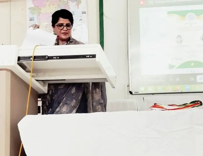 विद्यासागर विश्वविद्यालय में डॉ. नंदिनी साहू का एकल व्याख्यान