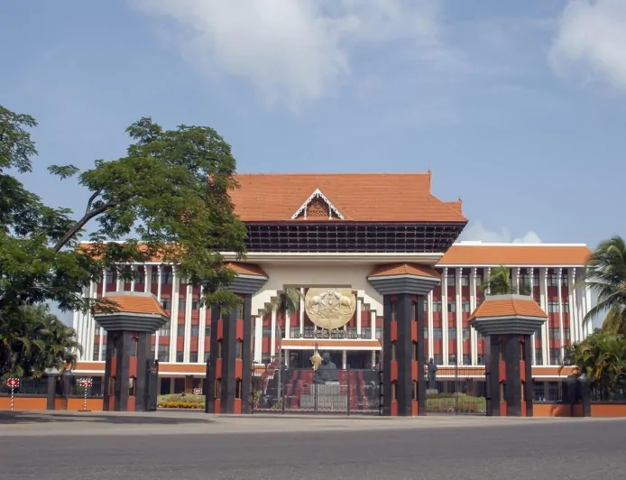 अब ‘केरल’ नहीं, ‘केरलम’