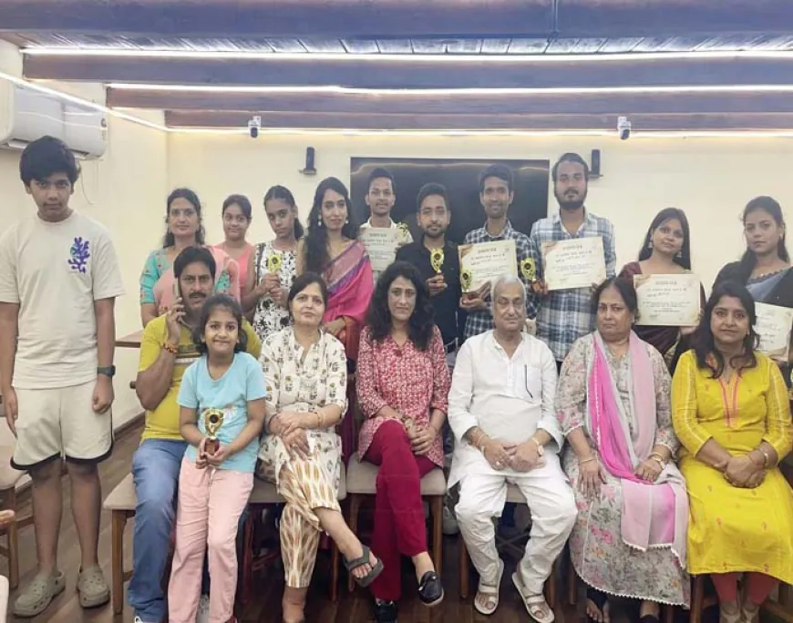 रचनाकार द्वारा युवा मतदाता जागरूकता कार्यक्रम संपन्न | कोलकाता छात्र भाषण प्रतियोगिता