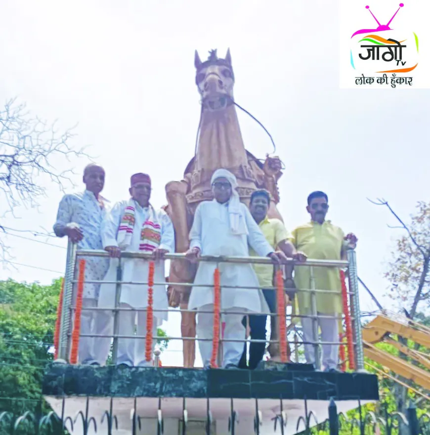 हजारीबाग में गूंजा वीर कुंवर सिंह का जयघोष, राष्ट्रीय अध्यक्ष सी. डी. सिंह ने अर्पित की पुष्पांजलि