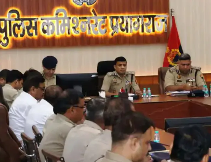 प्रयागराज में नए कमिश्नर का बड़ा एक्शन, 7 थाना प्रभारी हटे; 7 एसीपी के कार्यक्षेत्र बदले