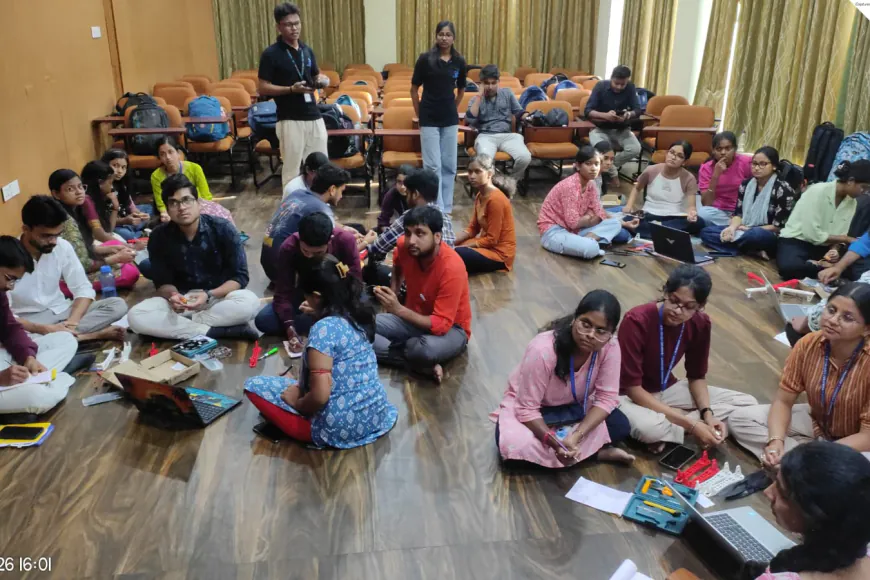विद्यासागर विश्वविद्यालय में रोबोटिक्स और ड्रोन प्रौद्योगिकी पर कार्यशाला