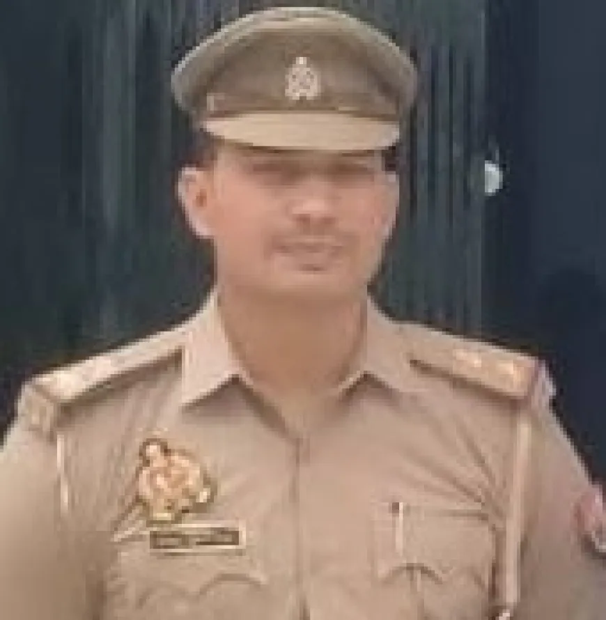 सरायइनायत थाने के बाहर जी.टी. रोड पर अधिवक्ताओं का धरना