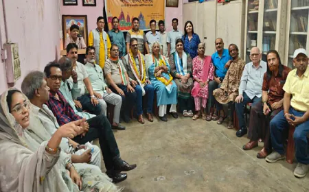 जनाब अख़लाक ‘भारतीय’ के सम्मान में सजी काव्य संध्या, कविता और ग़ज़लों ने बाँधा समाँ