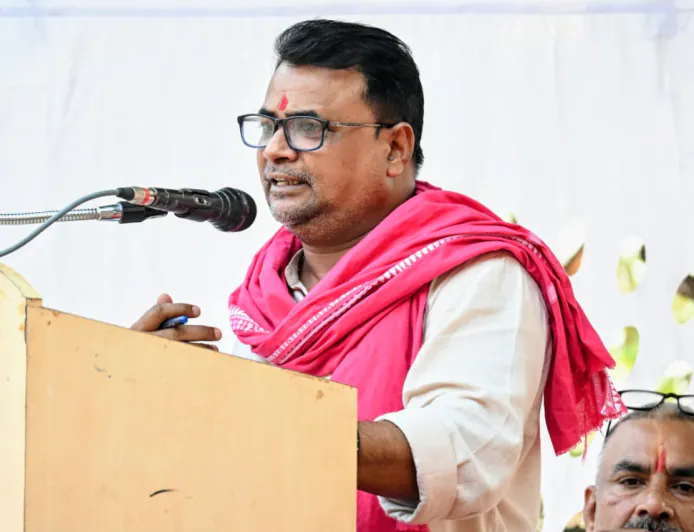 बतरस 2026 की साहित्यिक यात्रा और महावीर प्रसाद द्विवेदी एवं रघुनंदन प्रसाद शर्मा पर राष्ट्रीय संगोष्ठी