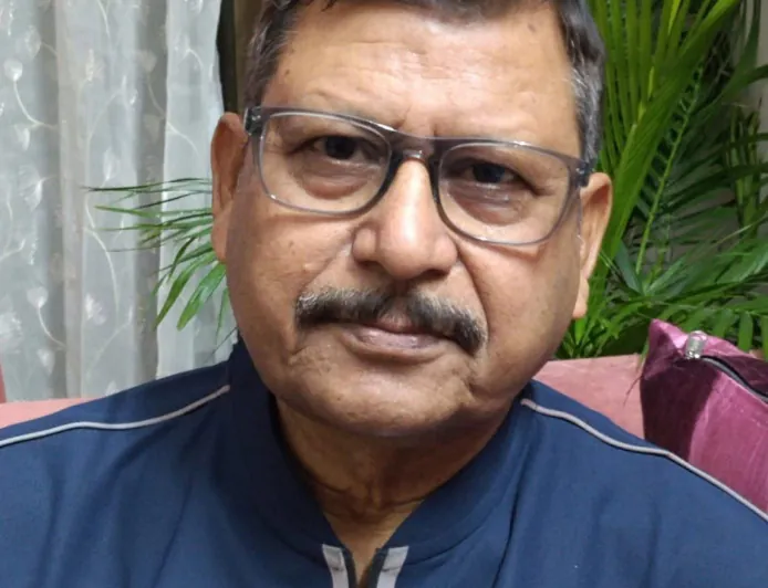कविता खुशफहम नहीं होती