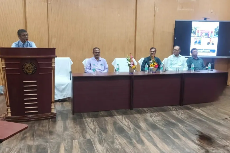 विद्यासागर विश्वविद्यालय में ‘उद्यमिता: अवसर एवं चुनौतियाँ’ पर विशेष व्याख्यान